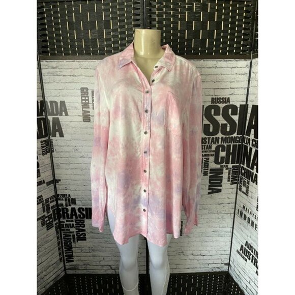 Torrid 0 Pink Tie-Dye Button Down Long Sleeve Shirt - Picture 1 of 6